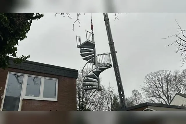 Wendeltreppe (Spindeltreppe) bei der Montage